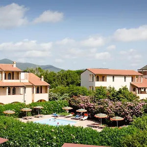 Residenza Dei Cavalleggeri Aparthotel San Vincenzo